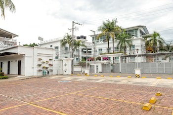 Hotel Manantial