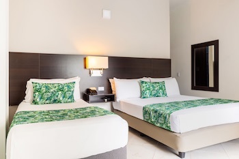 Hotel Manantial