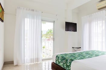 Hotel Manantial