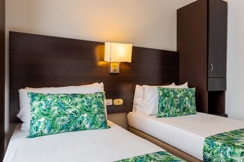 Hotel Manantial