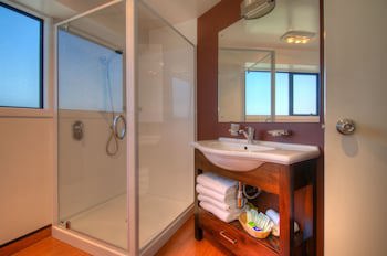 Four Seasons Motel