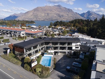 Four Seasons Motel