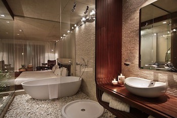 Graffit Gallery Design Hotel