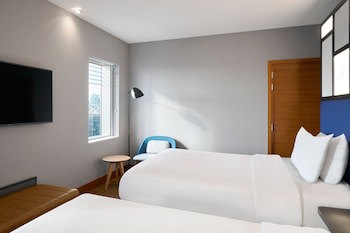 Aloft London Excel