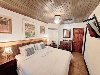 Colours Oasis Resort - Lifestyle Inclusive Adults Only