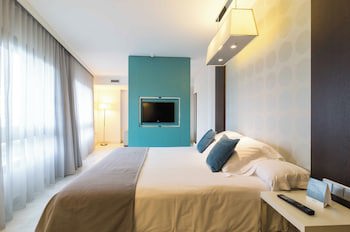 Suittes Hotel