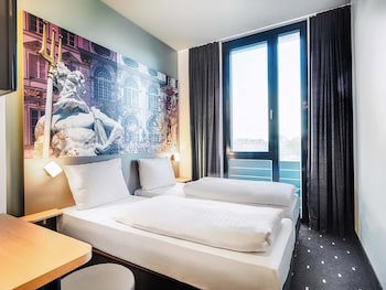 B&B Hotel Munchen-Moosach fotoğrafı