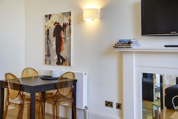 Clarendon Luxury Apartments