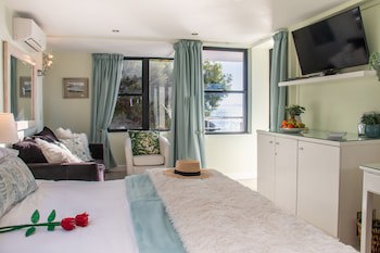 185 On Beach Boutique Suites And Apartments