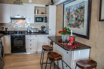 185 On Beach Boutique Suites And Apartments