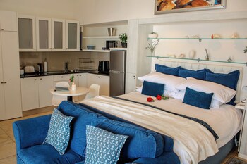185 On Beach Boutique Suites And Apartments