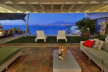 185 On Beach Boutique Suites And Apartments