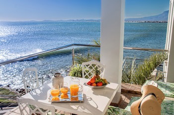185 On Beach Boutique Suites And Apartments