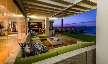 185 On Beach Boutique Suites And Apartments