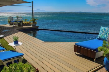185 On Beach Boutique Suites And Apartments