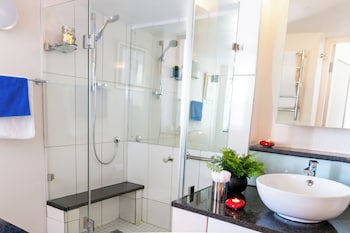 185 On Beach Boutique Suites And Apartments