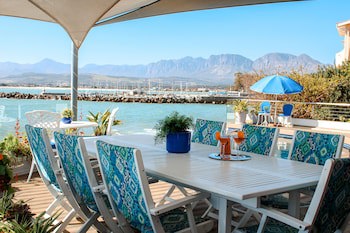 185 On Beach Boutique Suites And Apartments