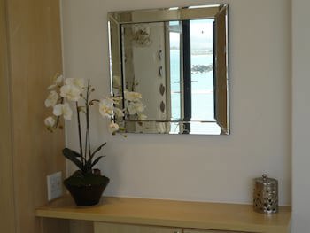 185 On Beach Boutique Suites And Apartments