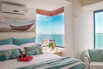 185 On Beach Boutique Suites And Apartments