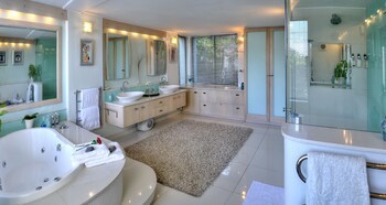 185 On Beach Boutique Suites And Apartments