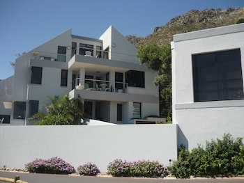 185 On Beach Boutique Suites And Apartments