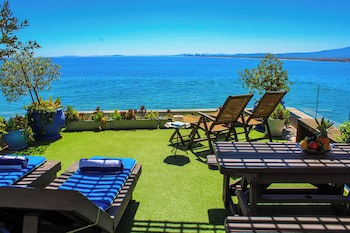 185 On Beach Boutique Suites And Apartments