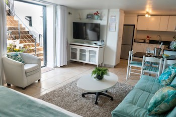 185 On Beach Boutique Suites And Apartments