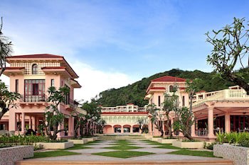 Centara Grand Beach Resort Phuket