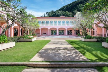 Centara Grand Beach Resort Phuket