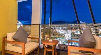 Ashlee Hub Hotel Patong