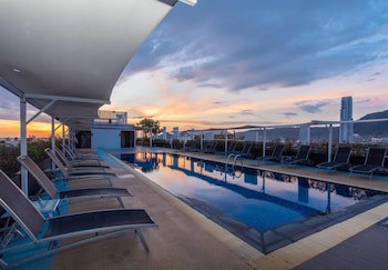 Ashlee Hub Hotel Patong
