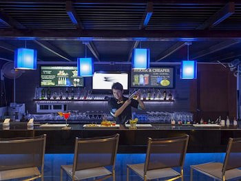 Ashlee Hub Hotel Patong