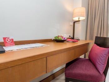 Ashlee Hub Hotel Patong