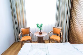Hotel Sun