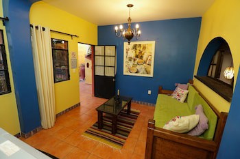 Casa Mia Suites