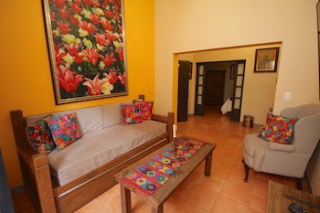 Casa Mia Suites