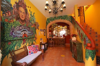 Casa Mia Suites