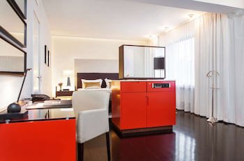 Elite Eden Park Hotel