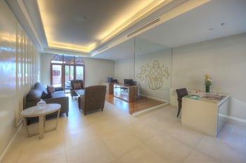 The Chateau Spa & Wellness Resort