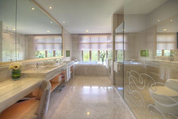 The Chateau Spa & Wellness Resort