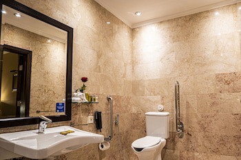 Doubletree By Hilton Hotel Dhahran