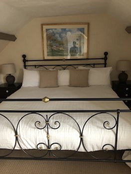 The George Inn