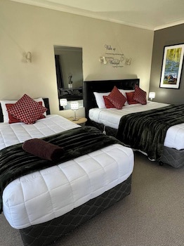 Centre Court Motel