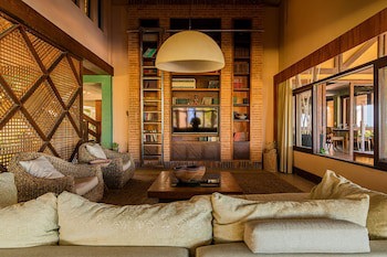 Carmel Charme Resort