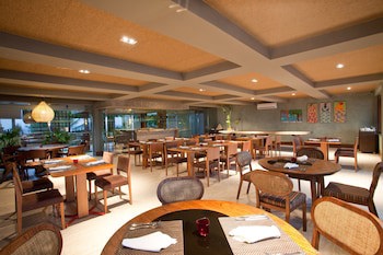 Carmel Charme Resort
