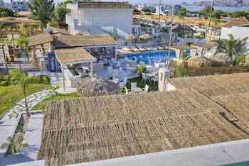 Alia Luxury Suites And Spa