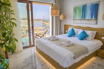 Alia Luxury Suites And Spa
