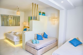 Alia Luxury Suites And Spa