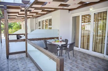 Alia Luxury Suites And Spa