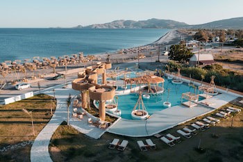 Alia Luxury Suites And Spa